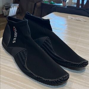 NWT Mares 2mm Neoprene Diving Boots size 14 men’s